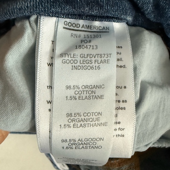 Good American Flare Jeans - Picture 4 of 4